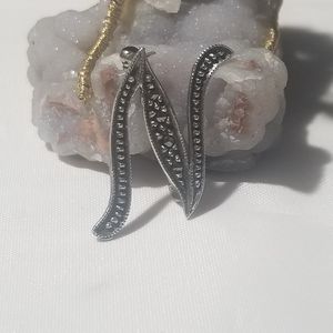 SILVER LETTER N PUN BROOCH